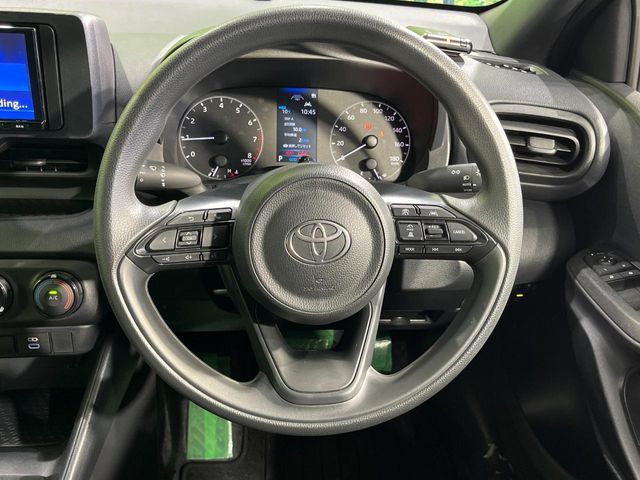 TOYOTA YARIS 2024