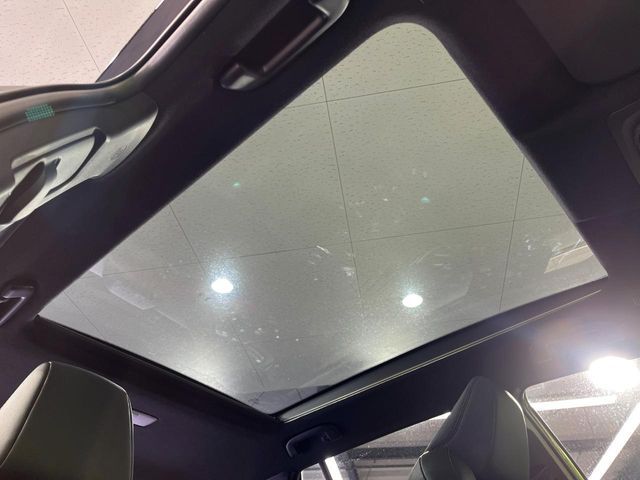 TOYOTA COROLLA CROSS HYBRID 2025