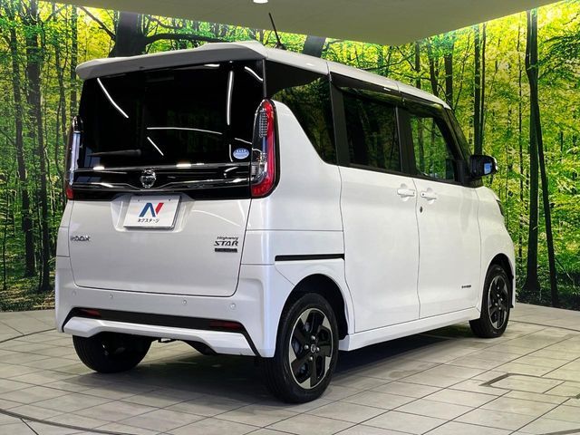 NISSAN ROOX 4WD 2021