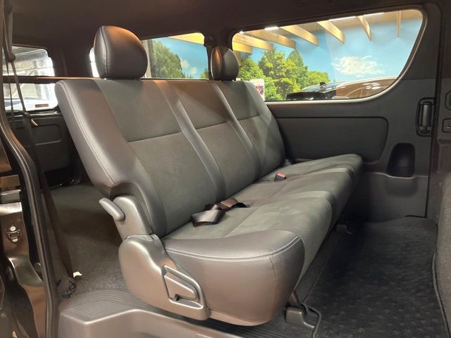 TOYOTA HIACE van 2WD 2022