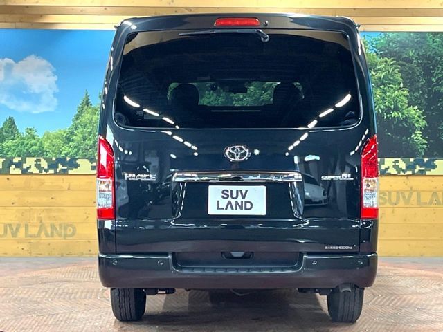 TOYOTA HIACE van 2WD 2022