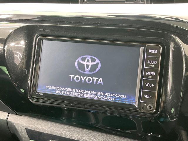 TOYOTA HILUX 4WD 2021