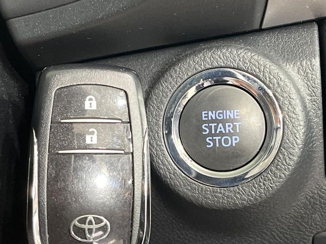 TOYOTA HILUX 4WD 2021