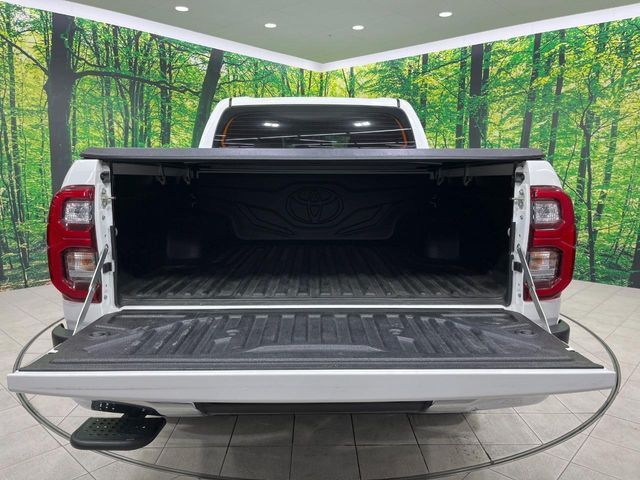 TOYOTA HILUX 4WD 2021