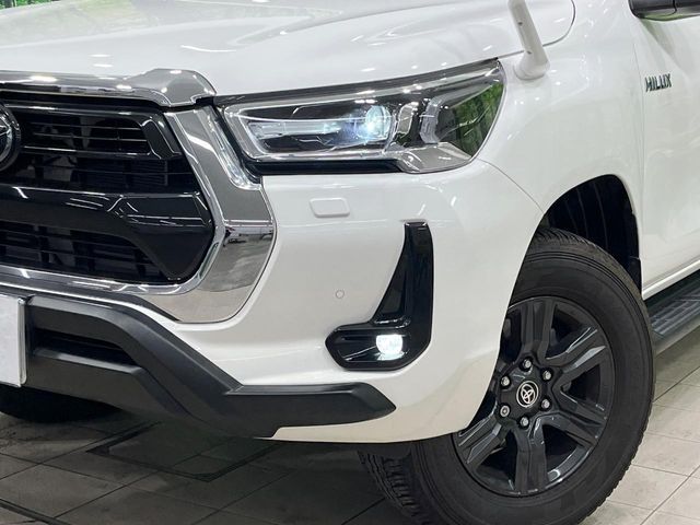 TOYOTA HILUX 4WD 2021