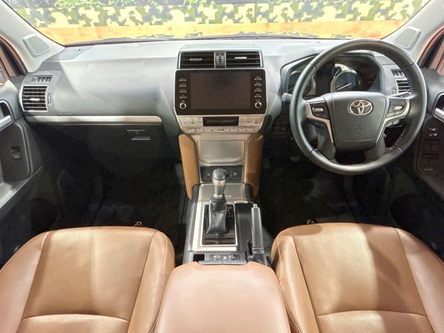 TOYOTA LANDCRUISER PRADO 2022