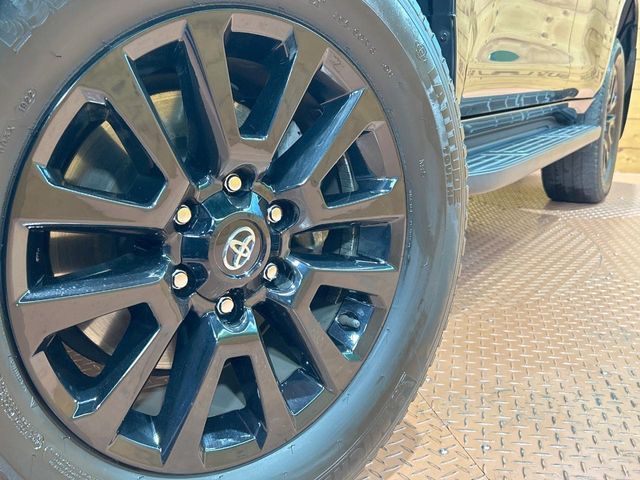 TOYOTA LANDCRUISER PRADO 2022