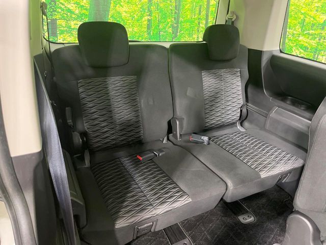 MITSUBISHI DELICA D:5 4WD 2021