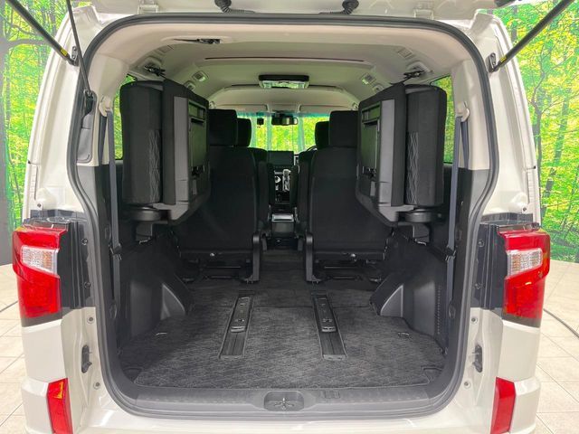 MITSUBISHI DELICA D:5 4WD 2021