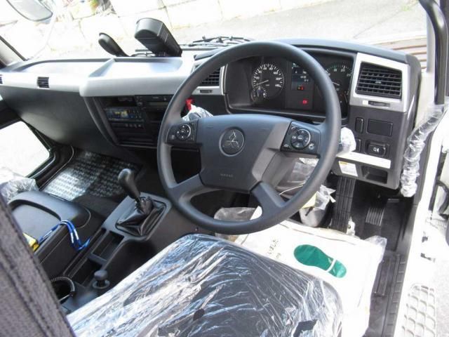 MITSUBISHI FUSOU FIGHTER 2025