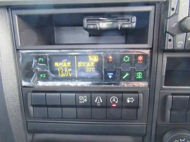 MITSUBISHI FUSOU FIGHTER 2025