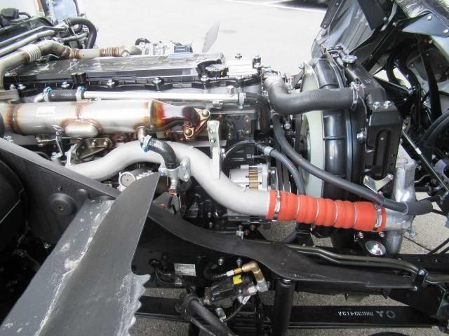 MITSUBISHI FUSOU FIGHTER 2025