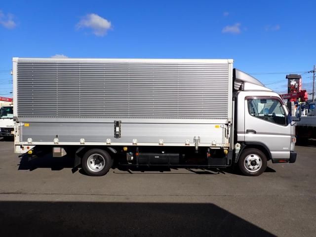 MITSUBISHI CANTER 2019