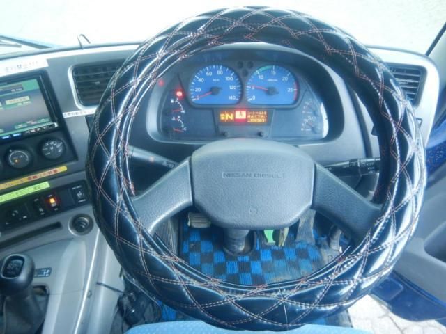 NISSAN DIESEL Quon 2006