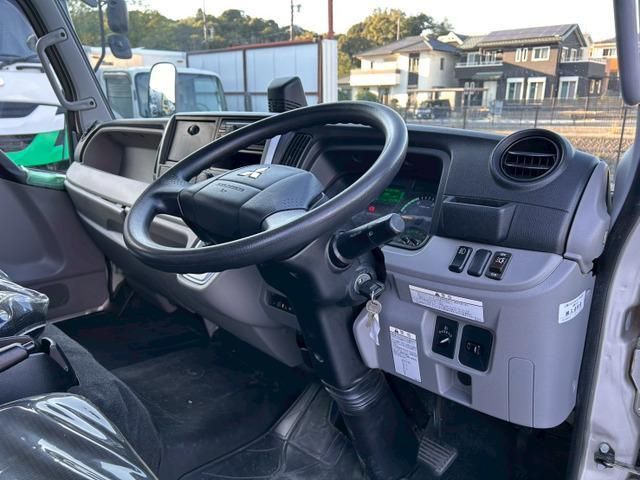 MITSUBISHI CANTER 2020