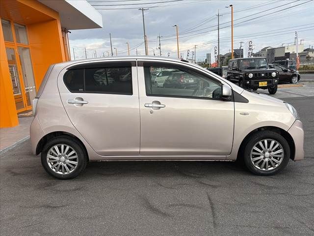 DAIHATSU MIRA e:S 4WD 2016