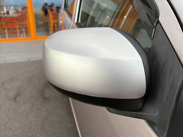 DAIHATSU MIRA e:S 4WD 2016