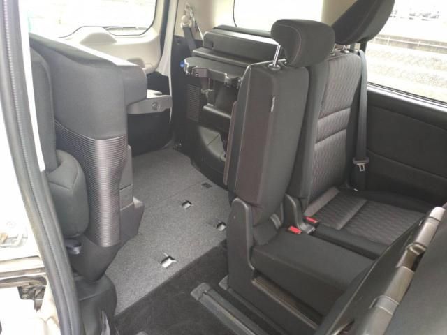 NISSAN SERENA  S-HYBRID 2019