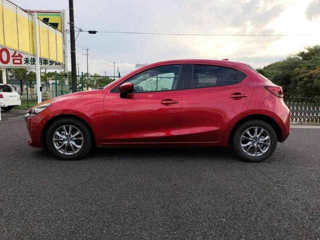 MAZDA MAZDA2 2020