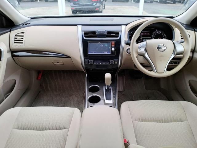 NISSAN TEANA 2015