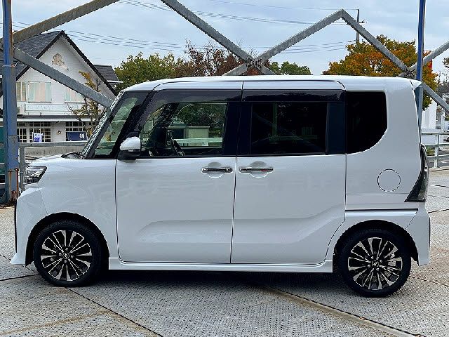 DAIHATSU TANTO CUSTOM 2023