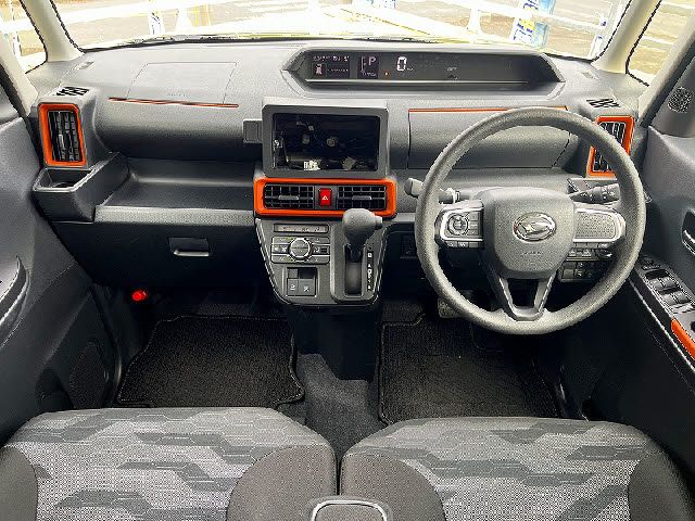 DAIHATSU TANTO FAN CROSS 4WD 2023