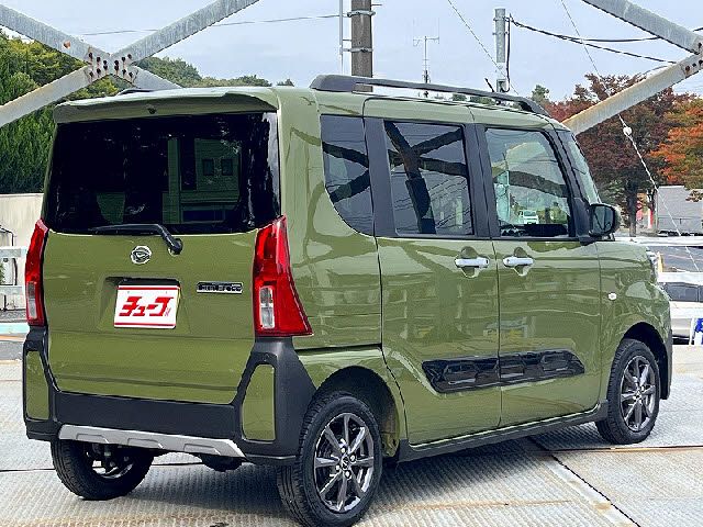 DAIHATSU TANTO FAN CROSS 4WD 2023