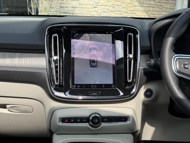 VOLVO VOLVO XC40 2023