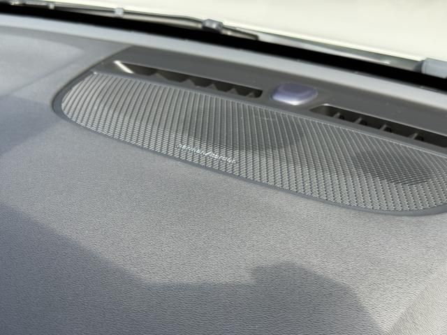 VOLVO VOLVO XC40 2023