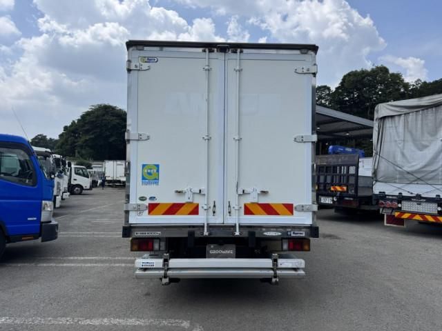 ISUZU ELF 2018