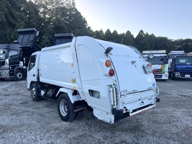 MITSUBISHI CANTER 2018