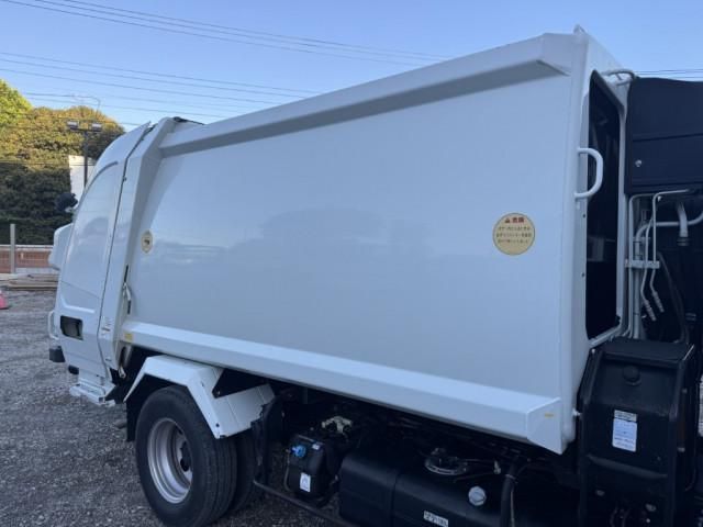 MITSUBISHI CANTER 2018