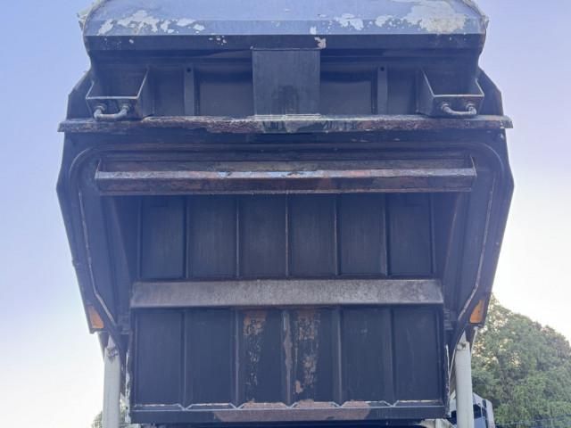 MITSUBISHI CANTER 2018