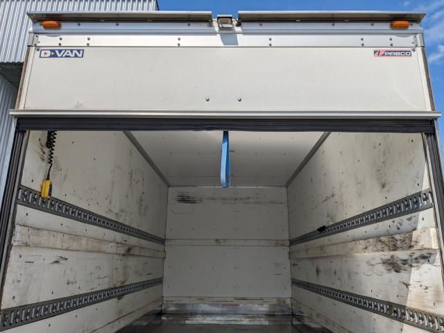 MITSUBISHI CANTER 2016