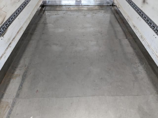 MITSUBISHI CANTER 2016