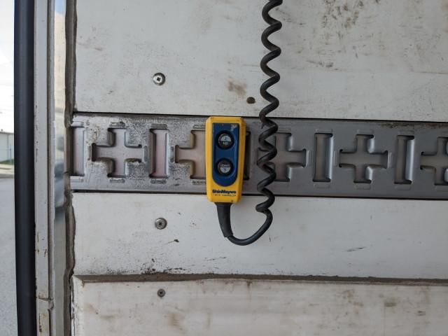 MITSUBISHI CANTER 2016