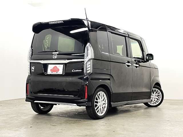 HONDA N BOX CUSTOM 2022