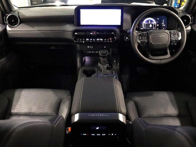 TOYOTA LANDCRUISER 250 2025