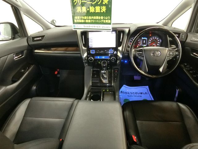 TOYOTA ALPHARD 2018