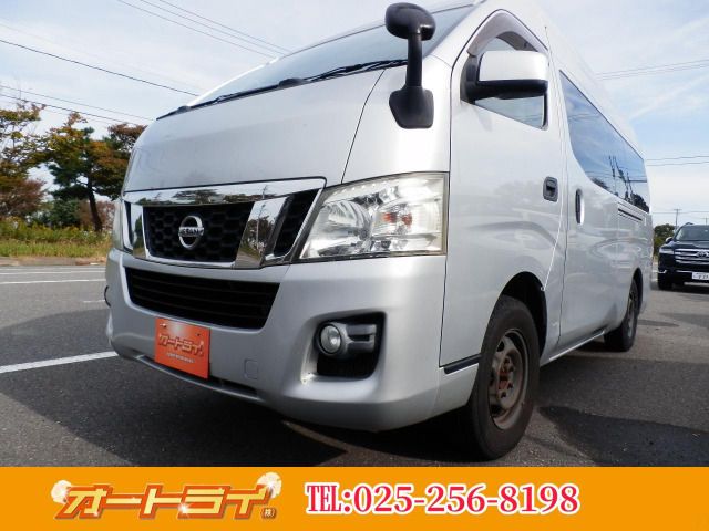 NISSAN NV350????? 2013