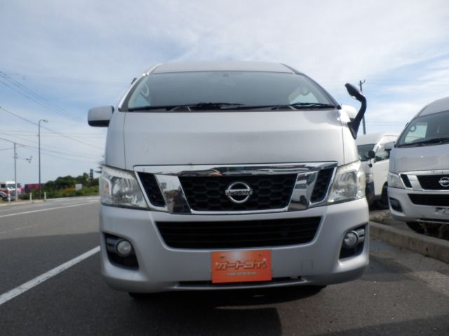 NISSAN NV350????? 2013