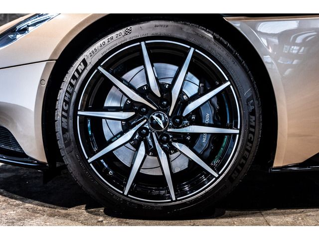 ASTON MARTIN ASTON MARTIN open 2018