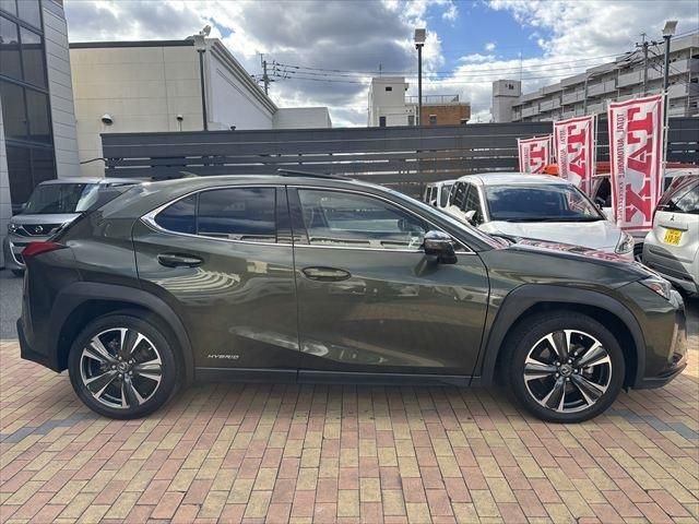 TOYOTA LEXUS UX250h 2020