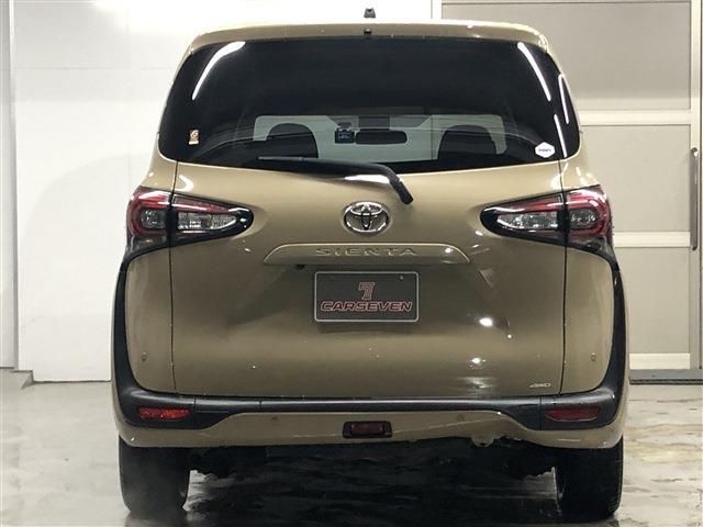 TOYOTA SIENTA 4WD 2020