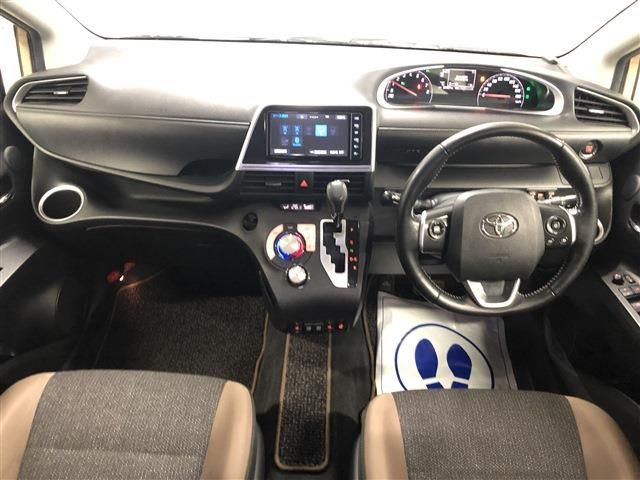 TOYOTA SIENTA 4WD 2020