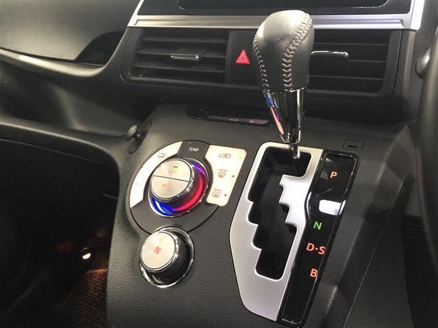 TOYOTA SIENTA 4WD 2020