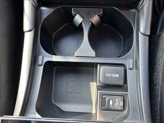 TOYOTA HARRIER HYBRID 2014