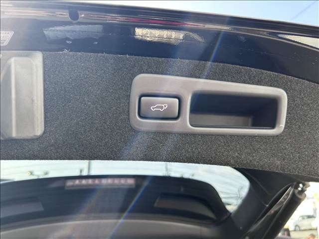 TOYOTA HARRIER HYBRID 2014