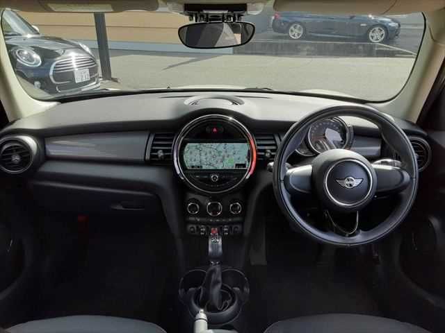 BMW BMW MINI COOPER D 5DOOR 2017