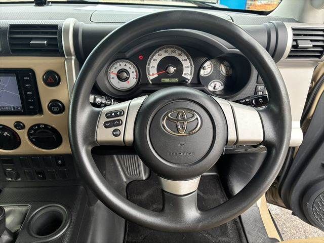 TOYOTA FJ CRUISER 4WD 2015